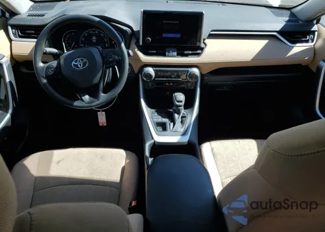 2024 Toyota Rav4 Xle z USA, uszkodzony, nr VIN 2T3P1RFV5RC395287